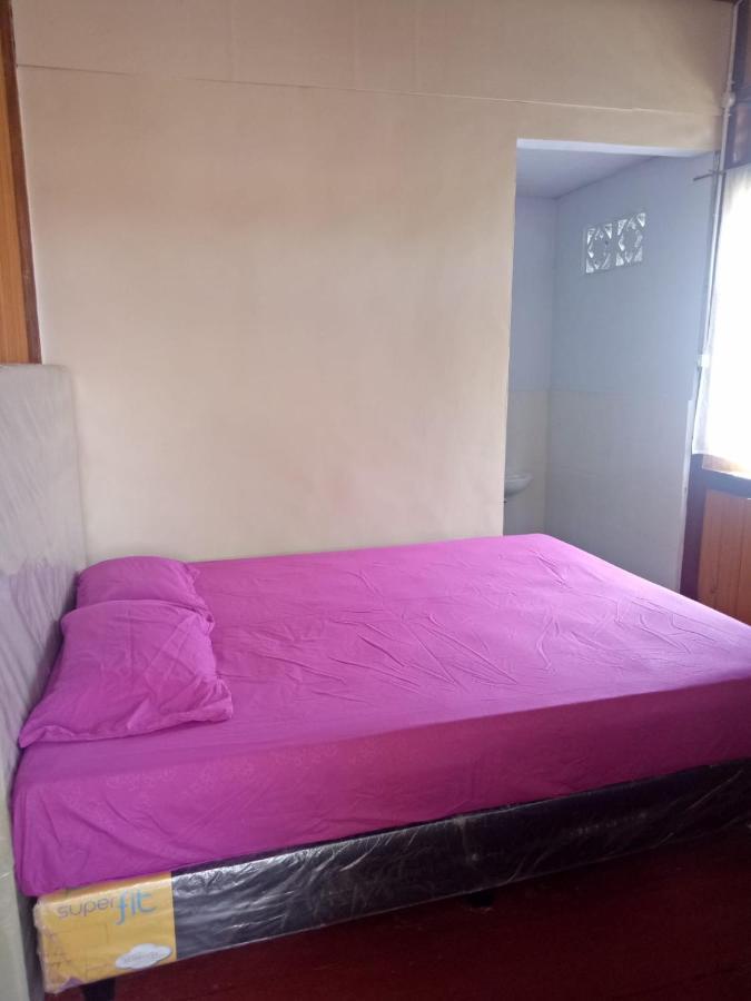 Novita Homestay Bunaken Exterior foto