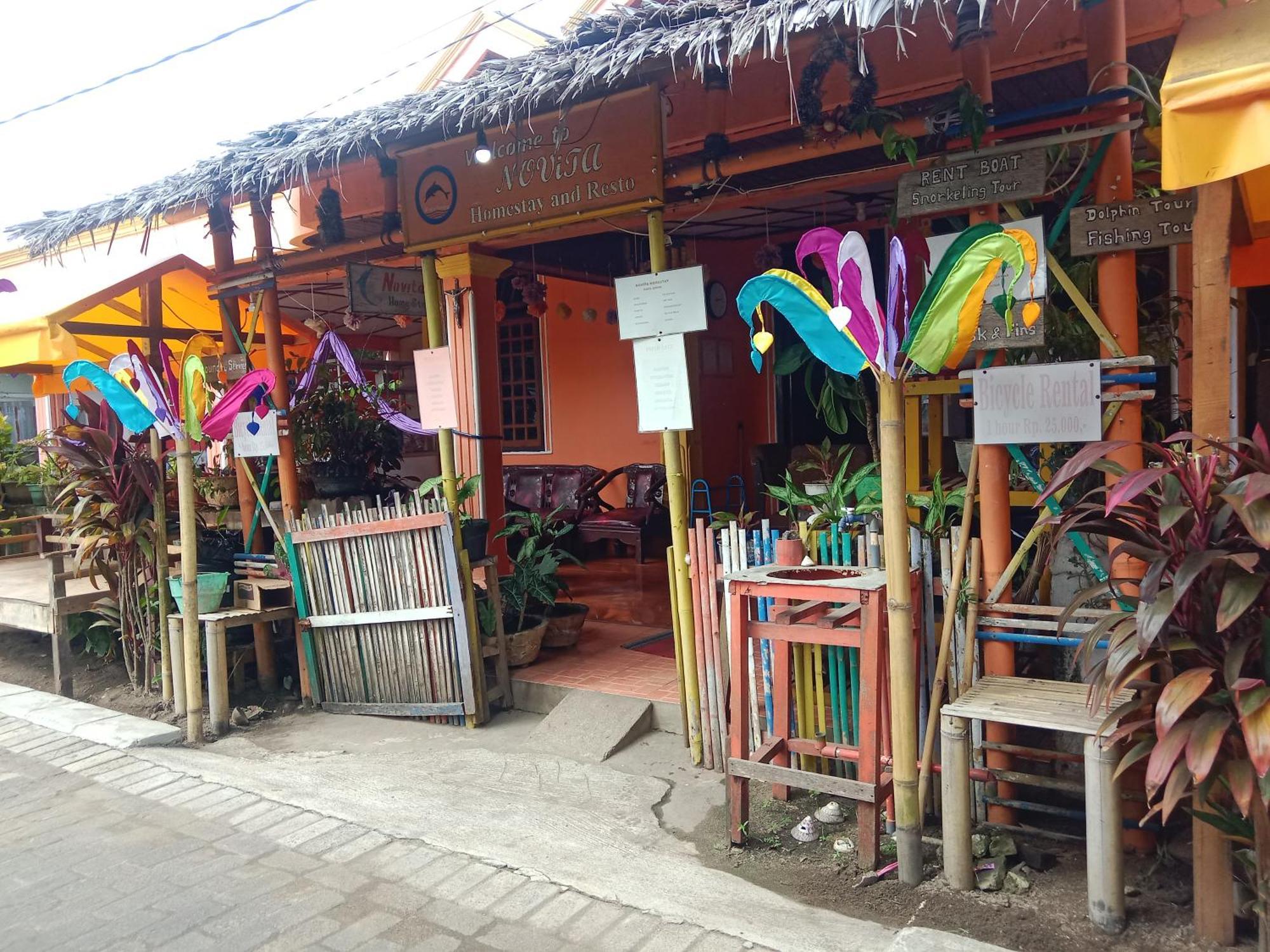 Novita Homestay Bunaken Exterior foto