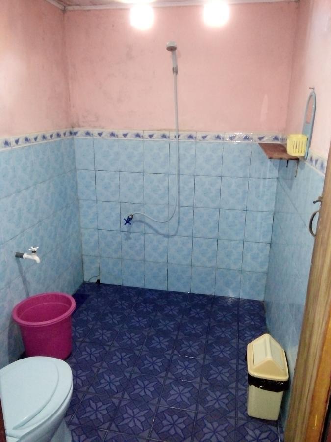 Novita Homestay Bunaken Exterior foto