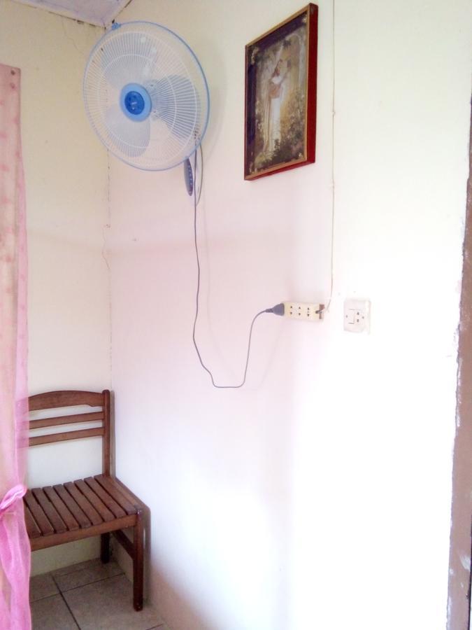 Novita Homestay Bunaken Exterior foto